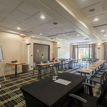 Mercure Chateau Chartrons Szálloda
